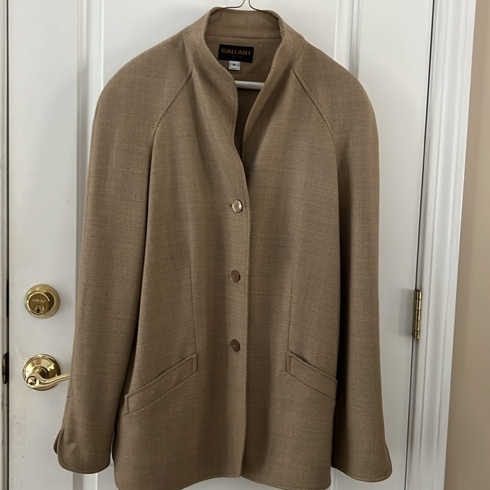 Gallant New York Blazer size 14 LIKE NEW
